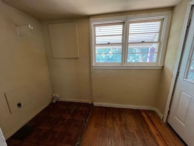 Building Photo - Rent NOW! Charming and spacious historic home in Porterdale Village featuring three bedrooms, two...