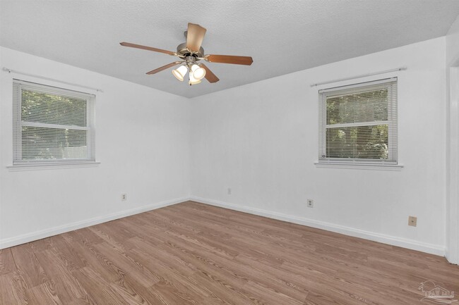 Building Photo - 5229 Compass Ct