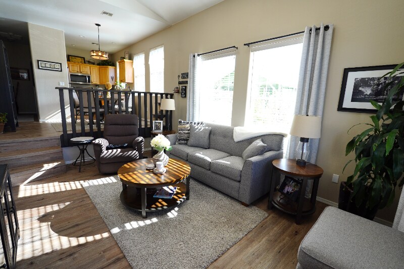 Building Photo - 957 Church Ln