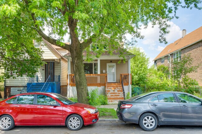 Building Photo - 8320 S Burnham Ave