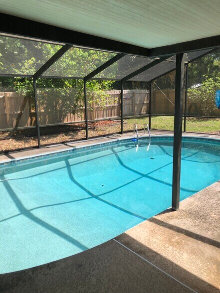 Screened in Pool - 2031 NW 8th Pl