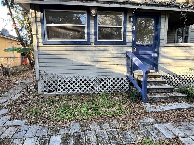 Building Photo - 1223 E Parker St