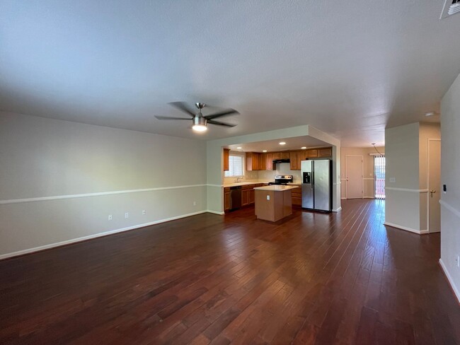 Building Photo - Exceptionally Roomy Upstairs 2 Bed 2 Bath Duplex! Dishwasher, Garage, Washer/Dryer Hookups