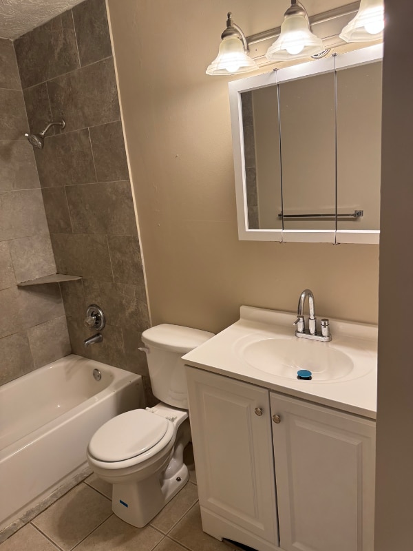 Building Photo - 3953 McClure Dr