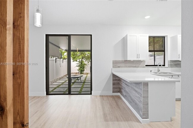 Building Photo - 3430 W 106th Terrace