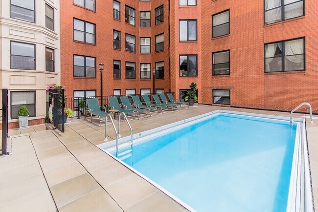 Building Photo - 390 Commonwealth Ave