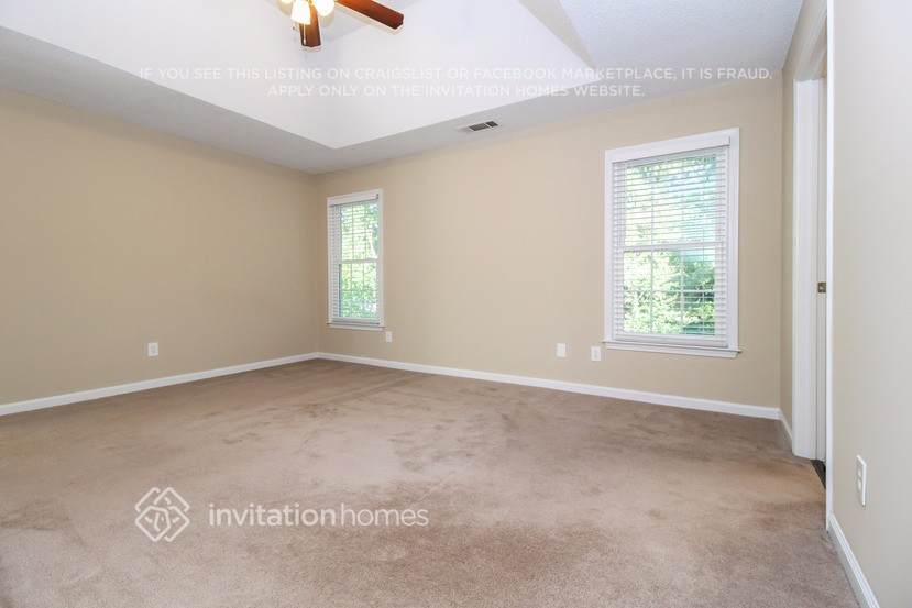 Building Photo - 7022 Surrey Dr