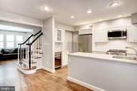 Building Photo - 4463 Greenwich Pkwy NW