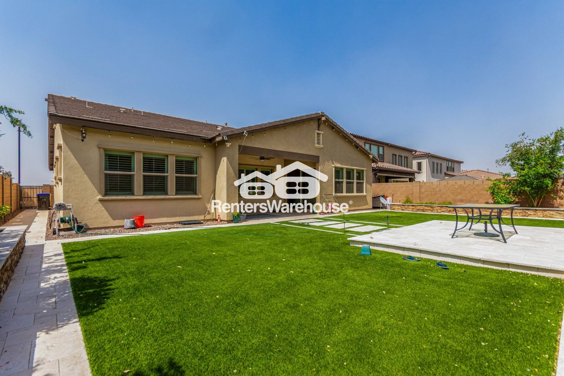 Building Photo - 7230 W Pinnacle Vista Dr