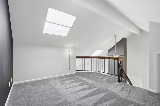 Building Photo - $1,945.95- 1 Bed, 1 Bath Updated Lofted Condo in Boulder with Central AC and In-Unit Laundry!