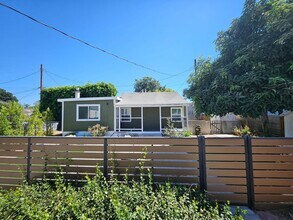 Building Photo - Chandler Properties