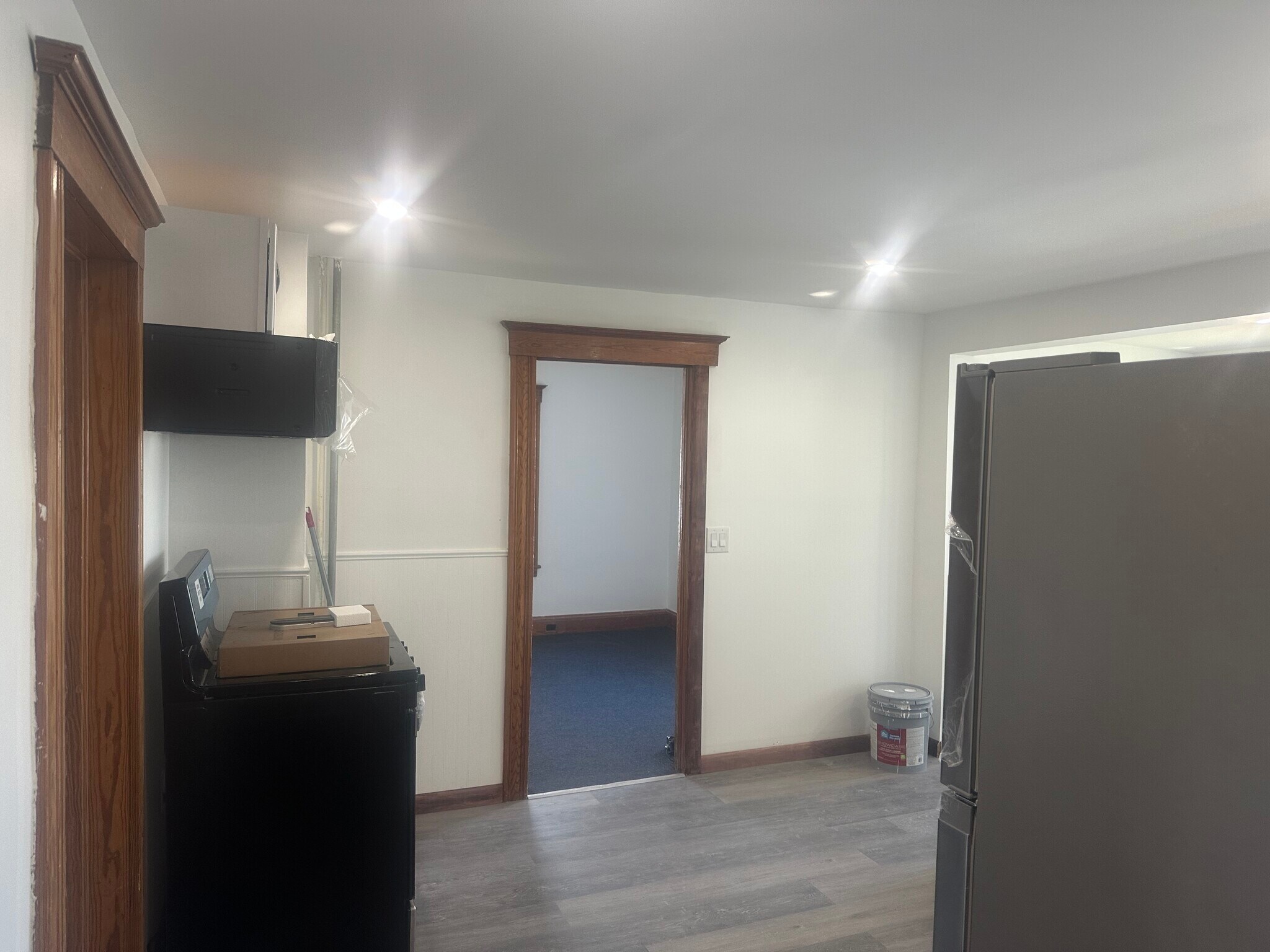 Building Photo - 76 Benham St