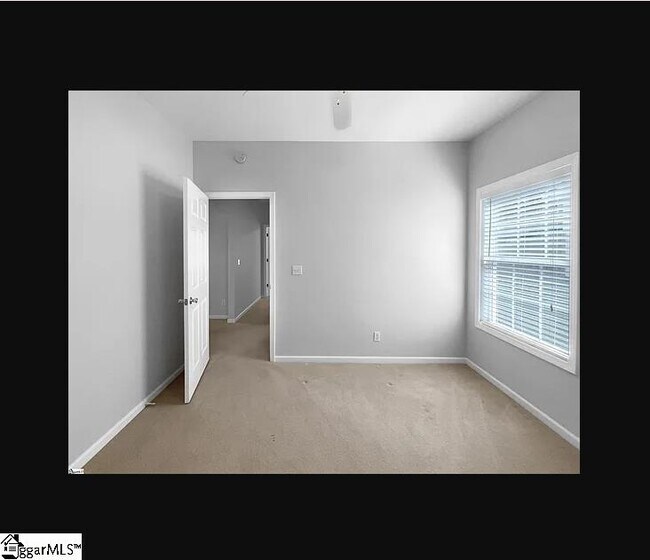 Building Photo - 134 Lauren Wood Cir