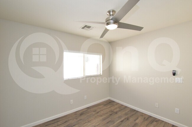 Building Photo - 3735 E Sheffield Rd
