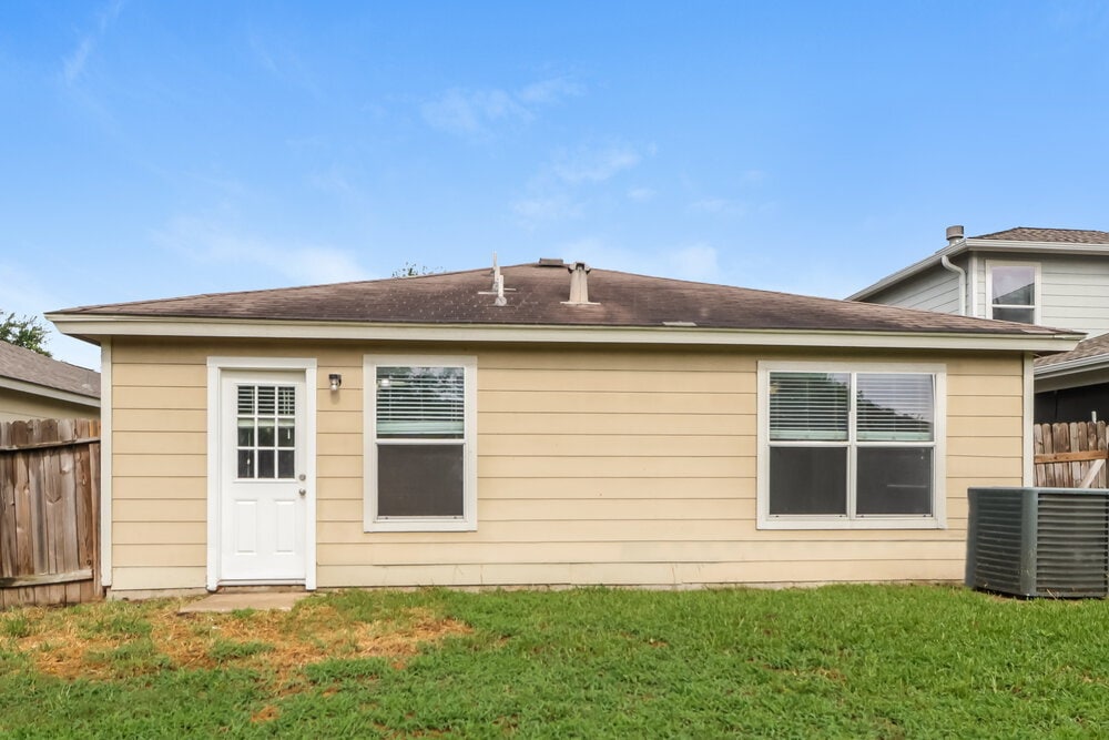Building Photo - 21030 Brannon Hill Ln