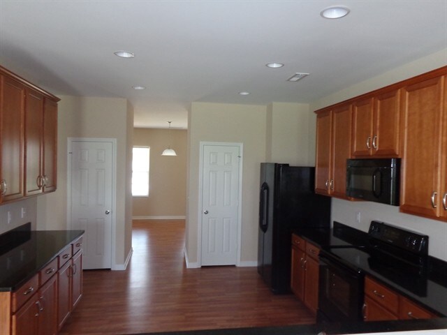 Building Photo - 1011 Gwinmar Rd