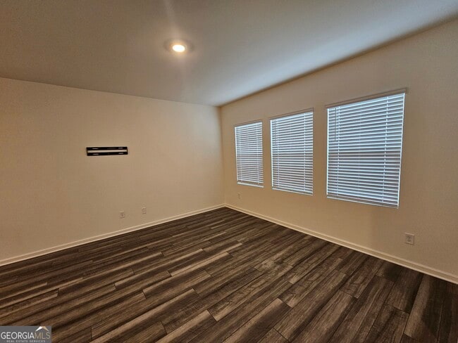 Building Photo - 2662 Toucan Wy