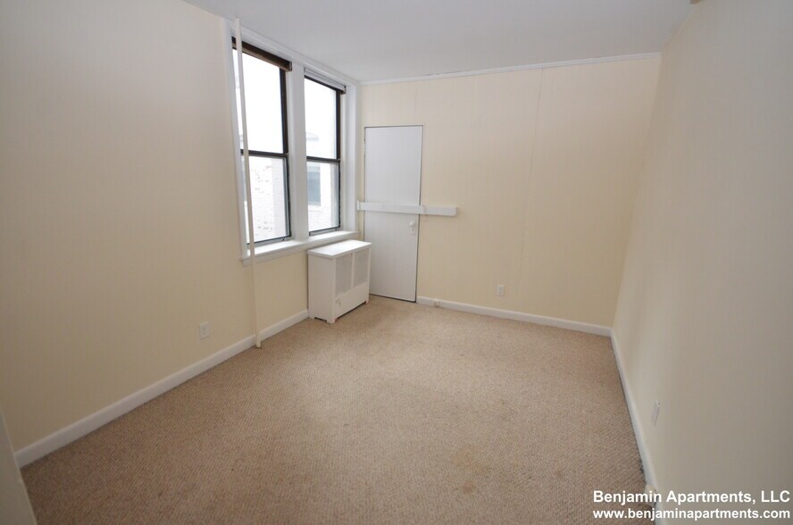 Building Photo - 1111 Commonwealth Ave