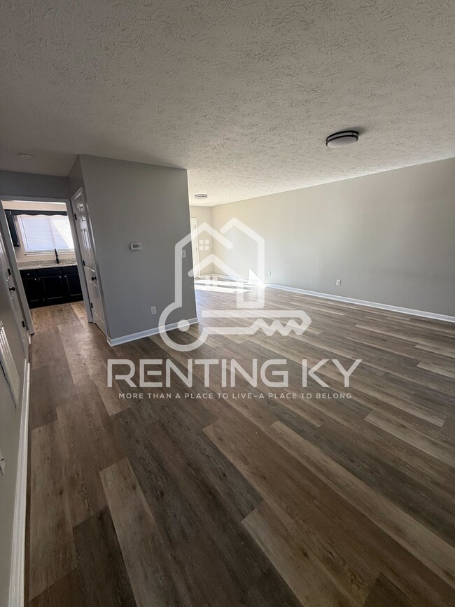 Building Photo - 124-126 Nave Pl