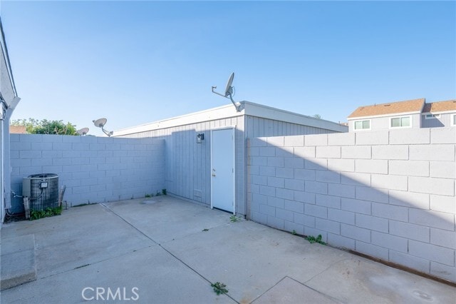 Building Photo - 1044 Cyn Spg Ln