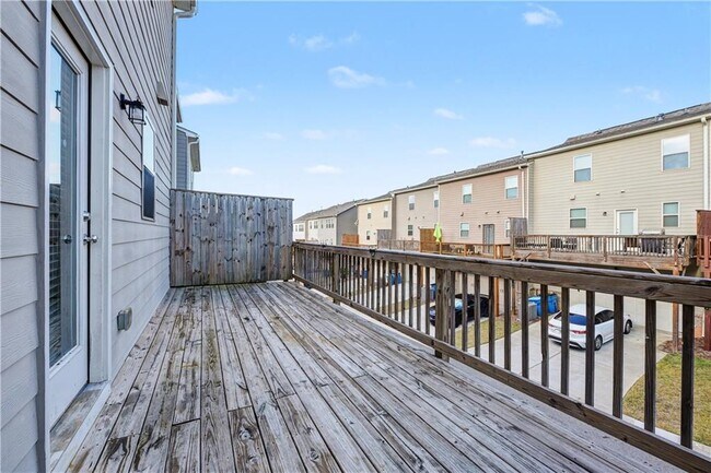 Building Photo - 3668 Hidden Valley Cir