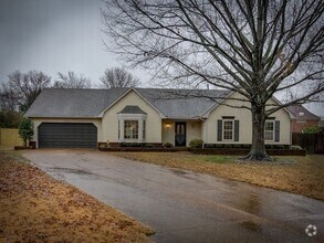 Building Photo - Renovated in Germantown Trails!