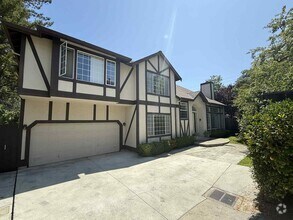 Building Photo - Tucked-Away Tudor Gem Near Atherton