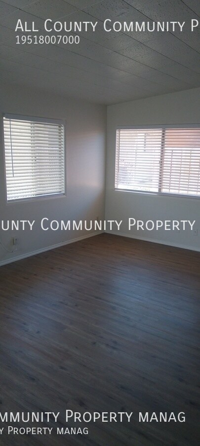Building Photo - 6377 Hermosa Ave