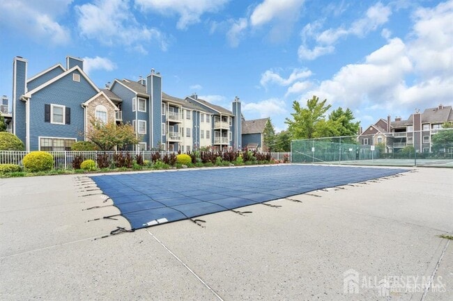 Building Photo - 236 Blew Ct