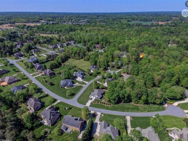 Building Photo - 8706 Invershield Ct