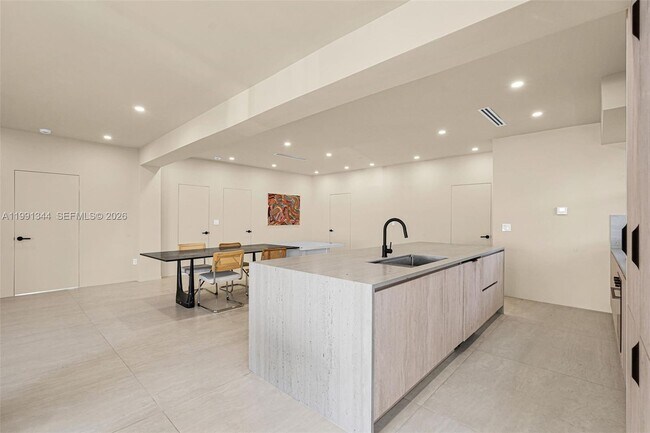 Building Photo - 4721 NW 6th Ave