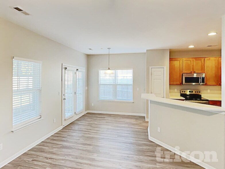 Building Photo - 4483 Sara Jean Ct