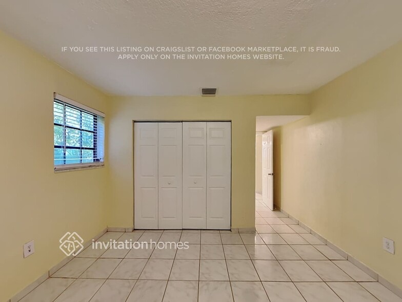 Building Photo - 17421 SW 92nd Ct