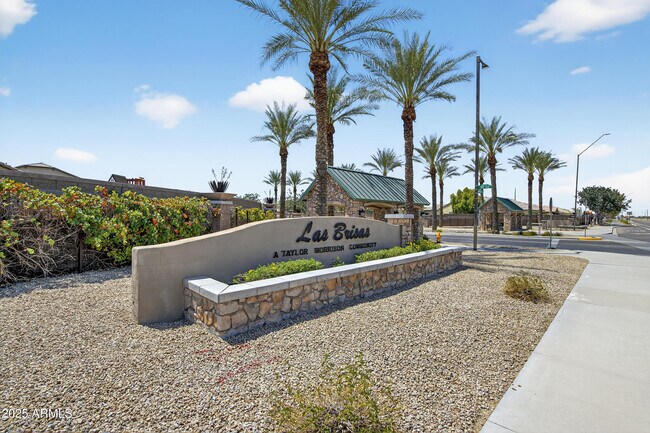 Building Photo - 3405 S 183rd Dr