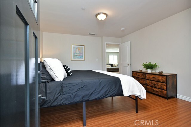 Building Photo - 4133 Irving Pl