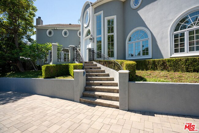 Building Photo - 1357 Schuyler Rd