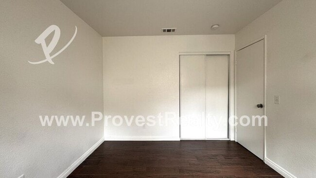 Building Photo - 15355 Lassen Dr