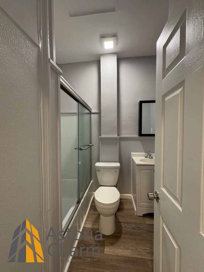 Building Photo - Spacious 4-Bed Move-In Ready Home in Balti...