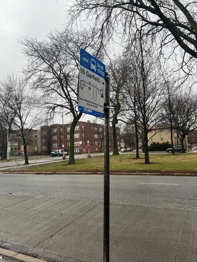 Building Photo - 1453 W Garfield Blvd