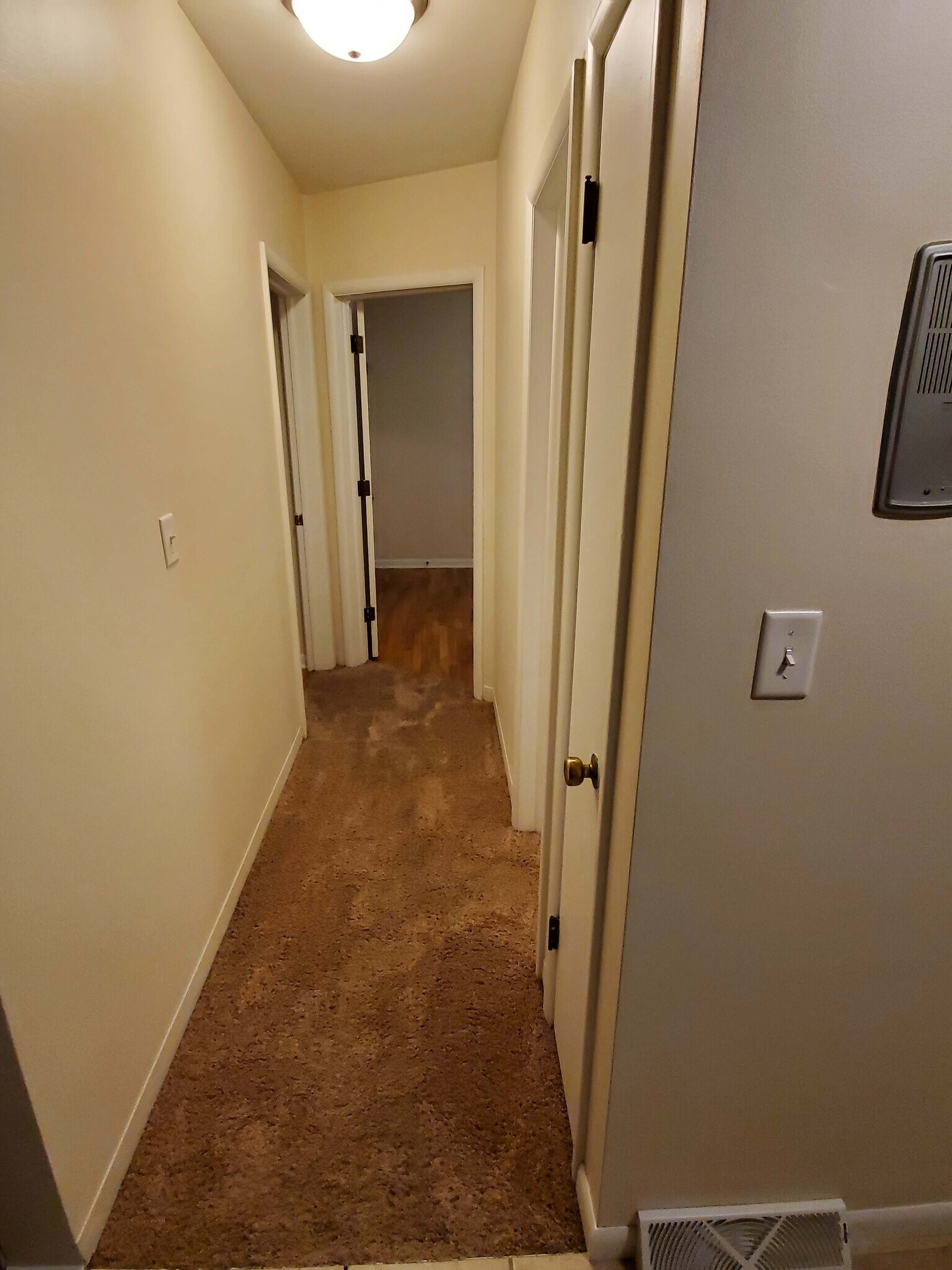 Building Photo - 76 Union Ave SE