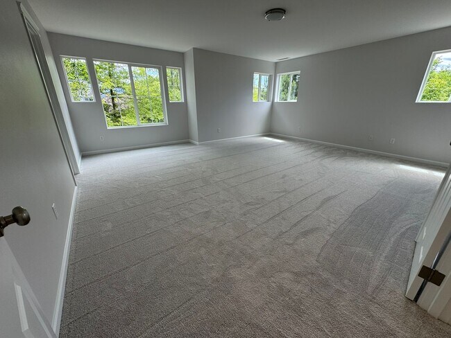 Building Photo - 4bd/3ba Snoqualmie House