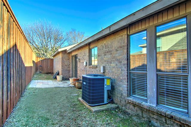 Building Photo - 14822 Sopras Cir