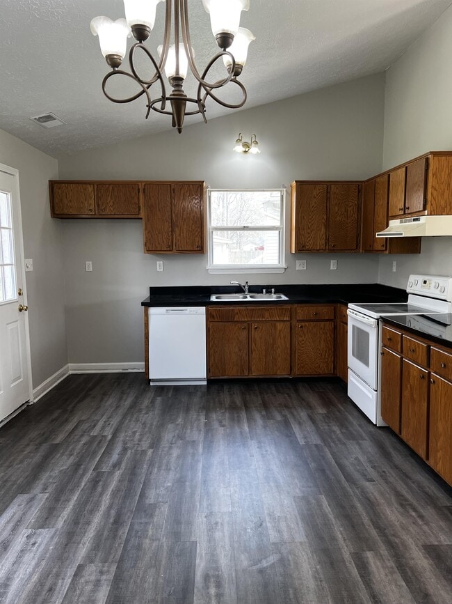 Building Photo - 9408 Pirouette Ave