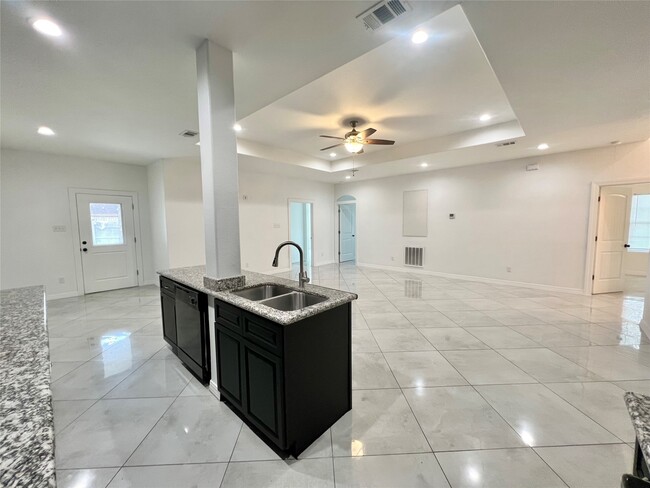 Building Photo - 8575 TX-105