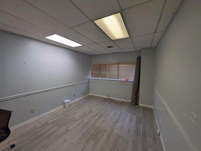 Building Photo - 8315 1st Ave N