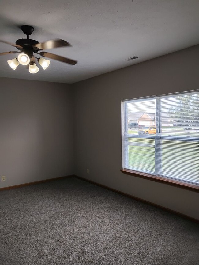 Building Photo - 3296 Hopkins Dr
