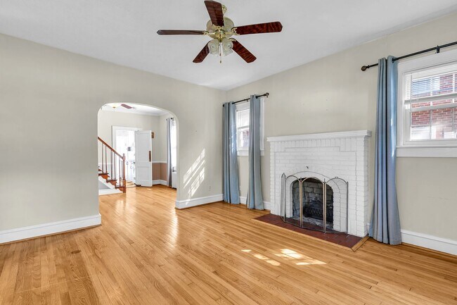 Building Photo - Call Sabrina Thomas at 757-767-0767 for more information