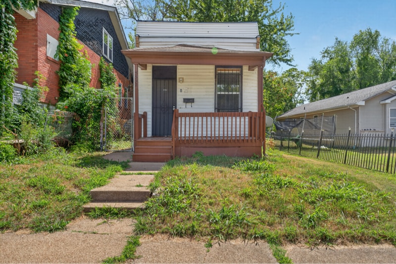 Primary Photo - 5532 Robin Ave