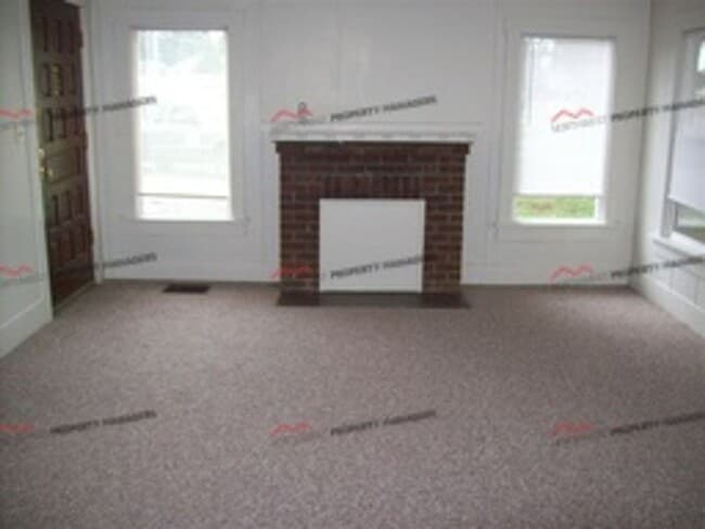 Building Photo - STATUS: *RENTED*  |  R24EE | $1595