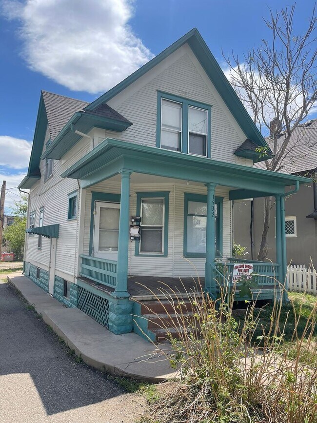 Building Photo - (1532 9th Ave)